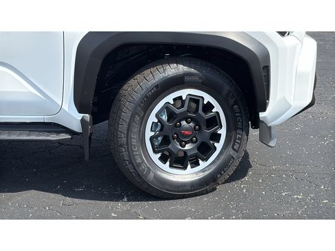New 2026 Toyota 4Runner TRD Off-Road Premium AWD/4WD image 10