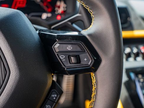 Used 2023 Lamborghini Huracan Tecnica RWD image 25