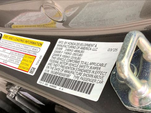 Used 2025 Acura TLX w/ Technology Package image 36