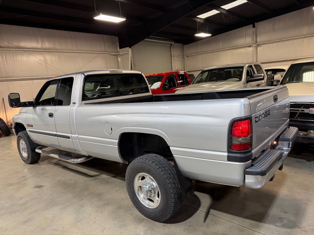 Used 2001 Dodge Ram 2500 Truck 4x4 Quad Cab image 2