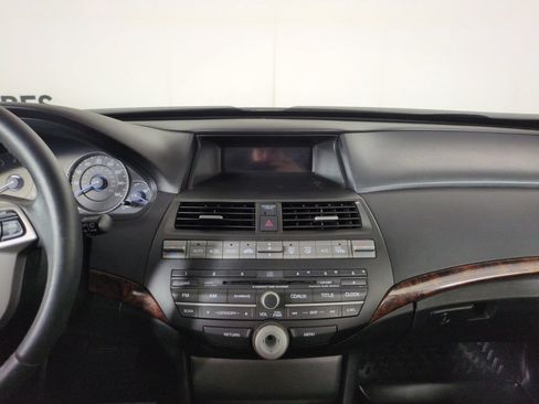 Used 2012 Honda Crosstour EX-L image 18