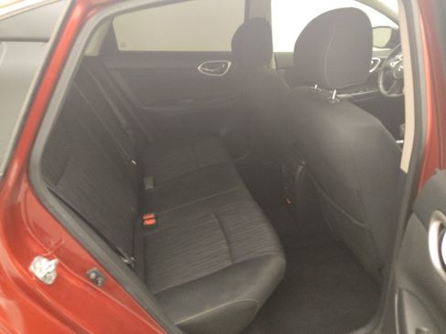 Used 2019 Nissan Sentra SV w/ Special Edition Package FWD image 19