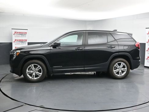 Used 2024 GMC Terrain SLE AWD/4WD image 5