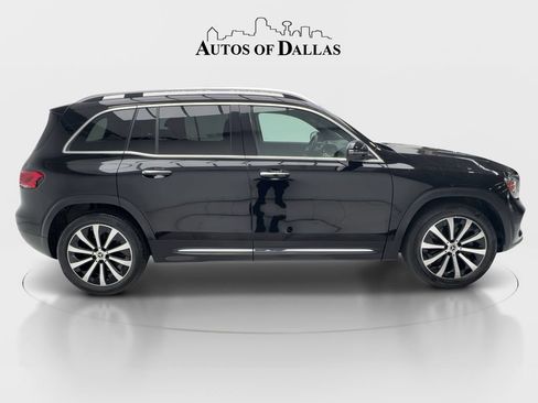 Used 2022 Mercedes-Benz GLB 250 4MATIC w/ Premium Package Lite image 6