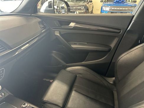 Used 2019 Audi SQ5 Premium Plus w/ Premium Plus Package AWD/4WD image 25