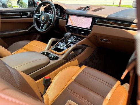 Used 2021 Porsche Cayenne GTS image 24
