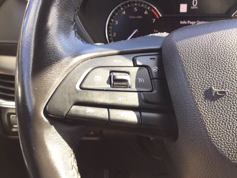 Used 2019 Cadillac XT4 Premium Luxury AWD/4WD image 30