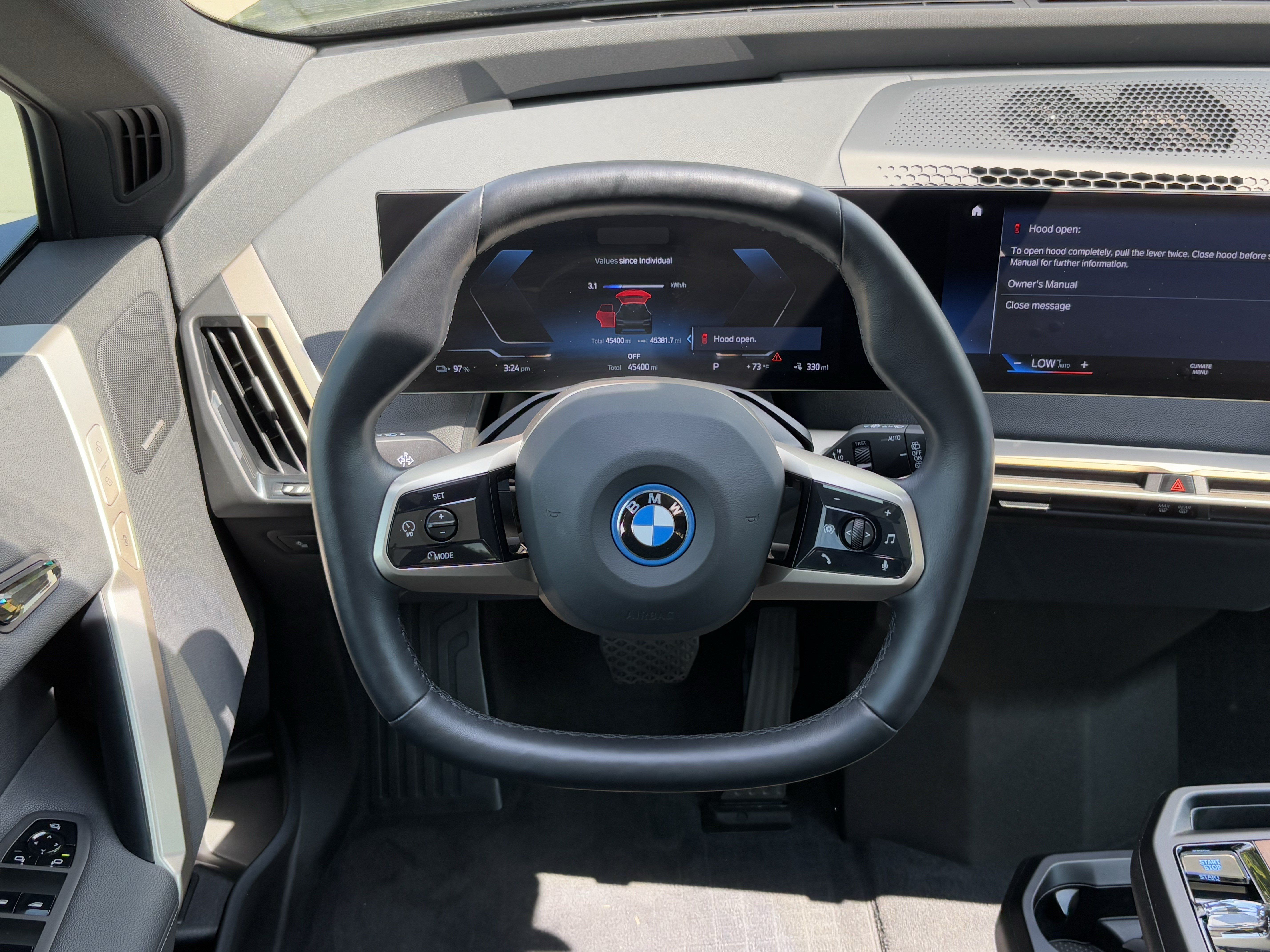 Certified 2023 BMW iX xDrive50 w/ Premium Package AWD/4WD image 18