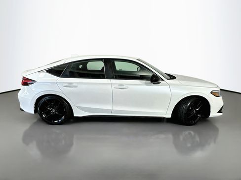 Used 2024 Honda Civic Sport image 8