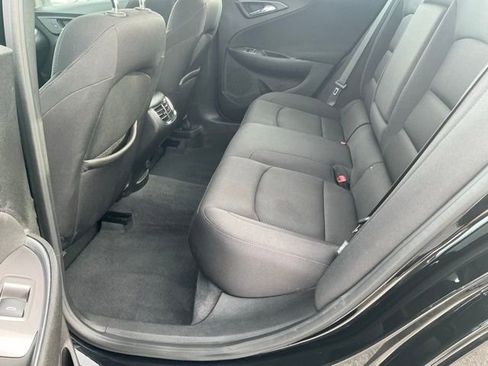 Used 2019 Chevrolet Malibu LT image 14
