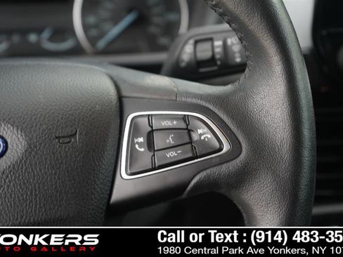 Used 2021 Ford EcoSport Titanium image 34