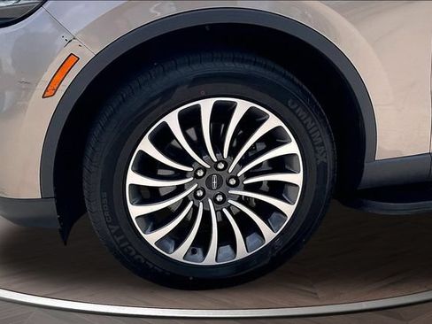 Used 2020 Lincoln Aviator Reserve w/ Elements Package Plus AWD/4WD image 8
