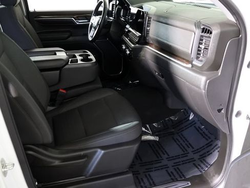 Used 2022 GMC Sierra 1500 Elevation w/ LPO, Elevation Black Package AWD/4WD image 34