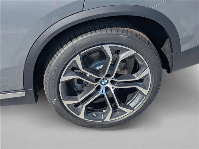Used 2026 BMW X5 sDrive40i w/ Climate Comfort Package RWD image 9