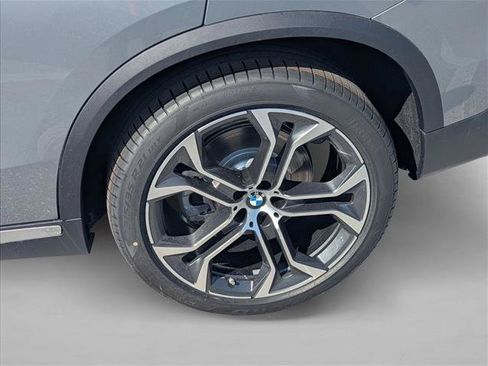 Used 2026 BMW X5 sDrive40i w/ Climate Comfort Package RWD image 9