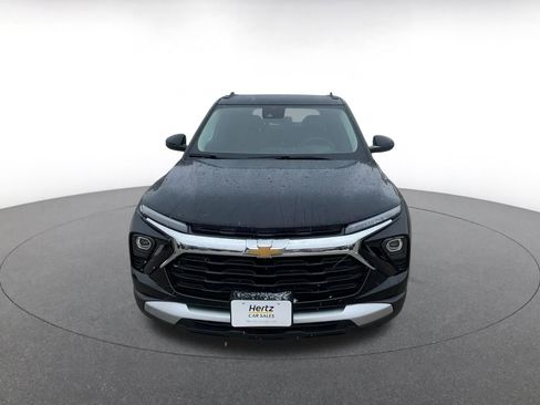 Used 2025 Chevrolet TrailBlazer LT image 4