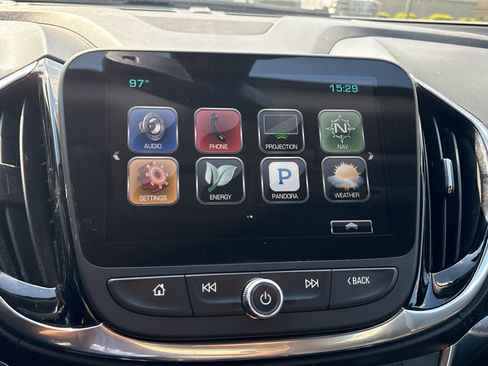 Used 2017 Chevrolet Volt Premier w/ Driver Confidence II Package FWD image 22