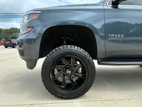 Used 2019 Chevrolet Tahoe LS AWD/4WD image 7