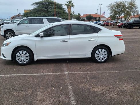 Used 2017 Nissan Sentra SV image 5