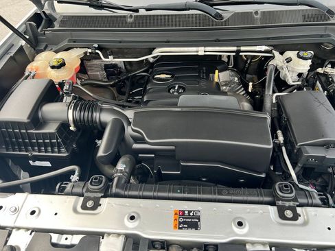 Used 2020 Chevrolet Colorado W/T RWD image 32