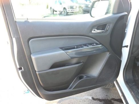 Used 2018 Chevrolet Colorado Z71 image 21