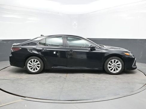Used 2023 Toyota Camry LE FWD image 8