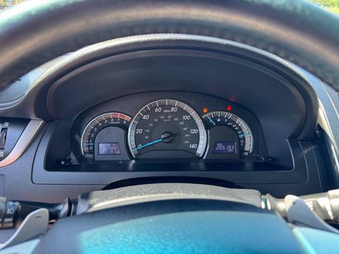 Used 2013 Toyota Camry SE FWD image 19