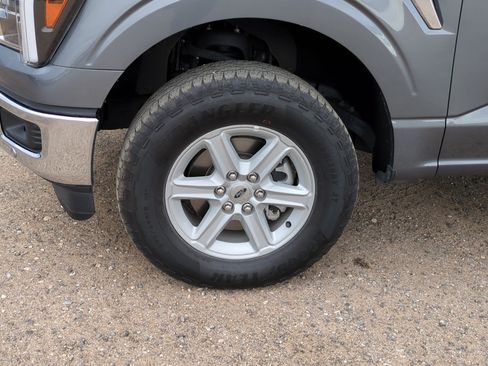 Used 2025 Ford F150 Lariat AWD/4WD image 10