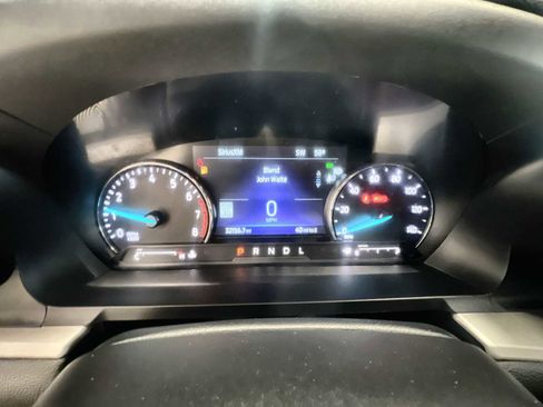 Used 2022 Ford Explorer XLT w/ Equipment Group 202A image 10