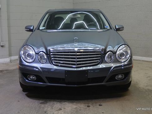 Used 2007 Mercedes-Benz E 350 4MATIC Sedan image 3