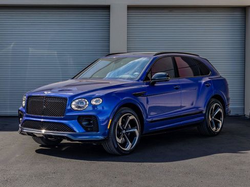 Used 2022 Bentley Bentayga AWD/4WD image 3
