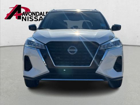 Certified 2024 Nissan Kicks SV image 6