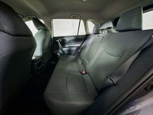 Used 2020 Toyota RAV4 LE FWD image 26