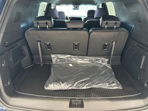 New 2026 Chevrolet Traverse LT w/ Driver Confidence Package image 14
