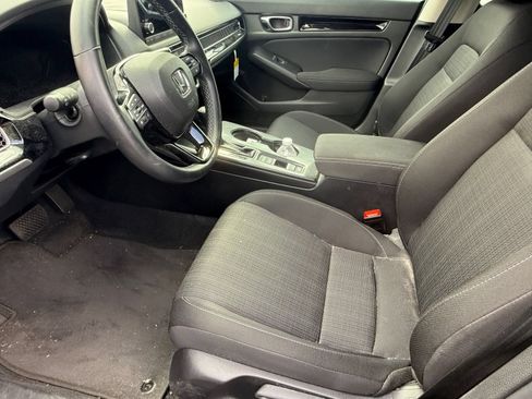 Used 2024 Honda Civic EX image 9