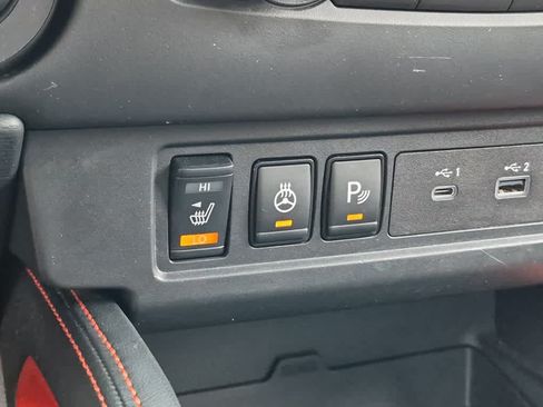 Used 2023 Nissan Frontier PRO-4X w/ Pro Convenience Package AWD/4WD image 15