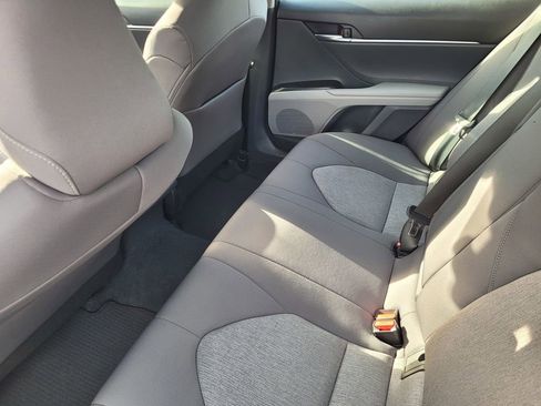 Used 2022 Toyota Camry LE w/ Carpet Mat Package (TMS) FWD image 7