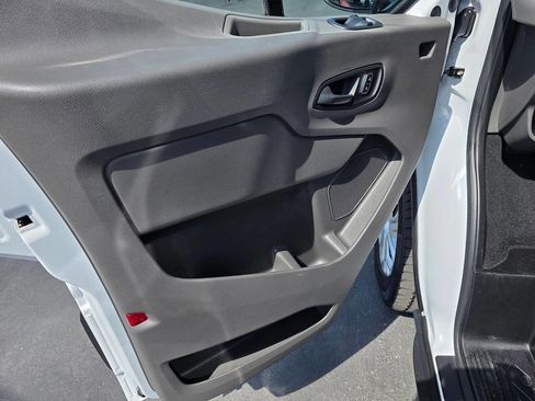 Used 2025 Ford Transit 350 XLT image 25