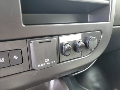 Used 2024 Chevrolet Express 3500 w/ Power Convenience Package RWD image 22