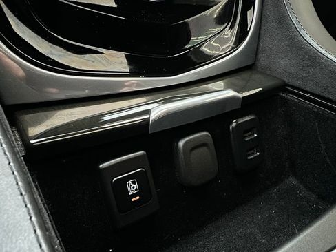 Used 2020 Cadillac Escalade Platinum image 54