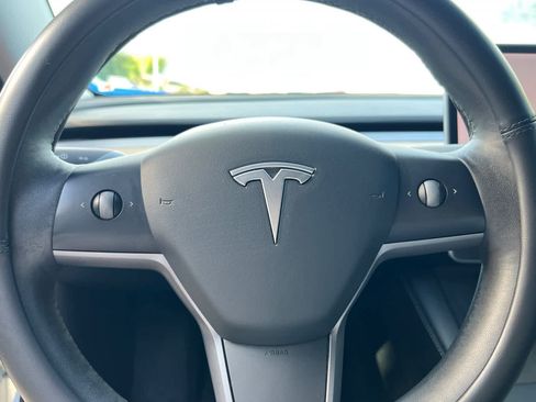 Used 2021 Tesla Model 3 Standard Range Plus RWD image 23