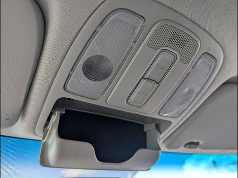 Used 2016 Kia Soul + FWD image 16