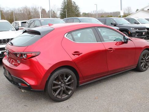 Used 2022 MAZDA MAZDA3 s image 27