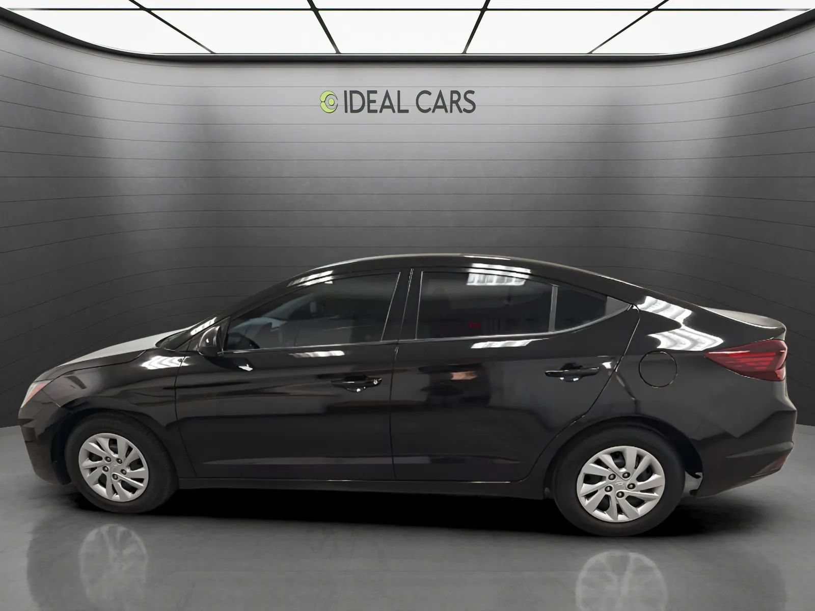 Used 2019 Hyundai Elantra SE w/ Cargo Package FWD image 8