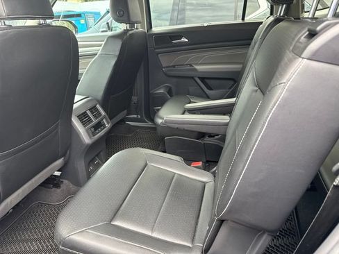 Used 2022 Volkswagen Atlas SE FWD image 5
