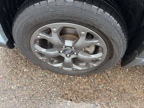 Used 2022 Subaru Crosstrek 2.5i Sport w/ Moonroof Package image 7