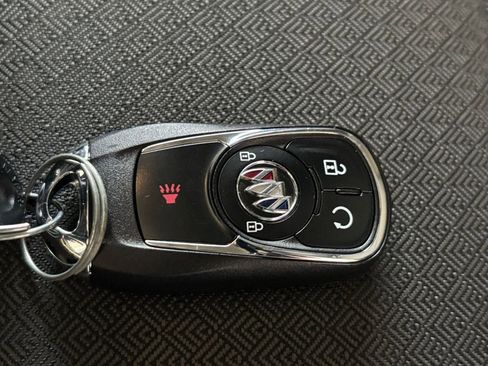 Used 2025 Buick Encore GX Preferred image 28