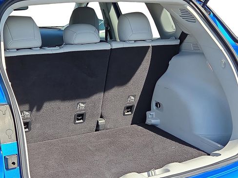 Used 2018 Jeep Compass Latitude w/ Popular Equipment Group image 9