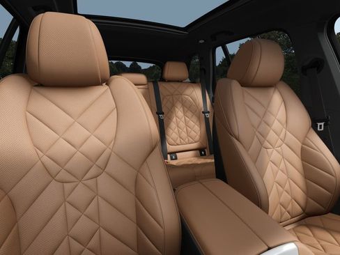 New 2026 BMW X5 xDrive50e AWD/4WD image 11