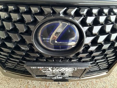 Used 2021 Lexus UX 250h w/ Premium Package image 29
